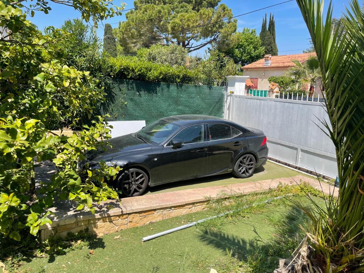 Location Studio De Charme Antibes Eksteriør billede