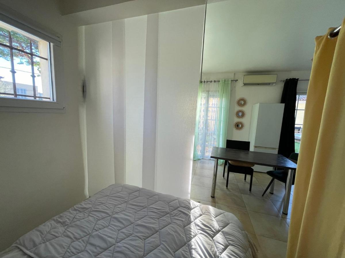 Location Studio De Charme Antibes Eksteriør billede